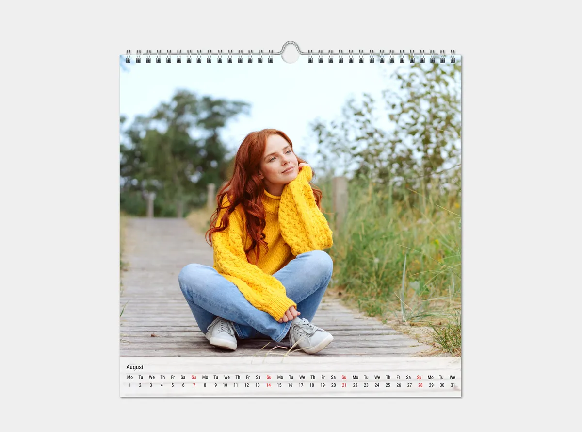 Quadratische Wandkalender 30x30 mit Foto gestalten